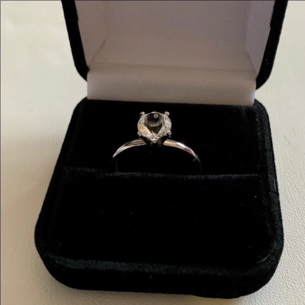 UNCAS SILVER ENGAGEMENT STYLE RING - Picture 2 of 8
